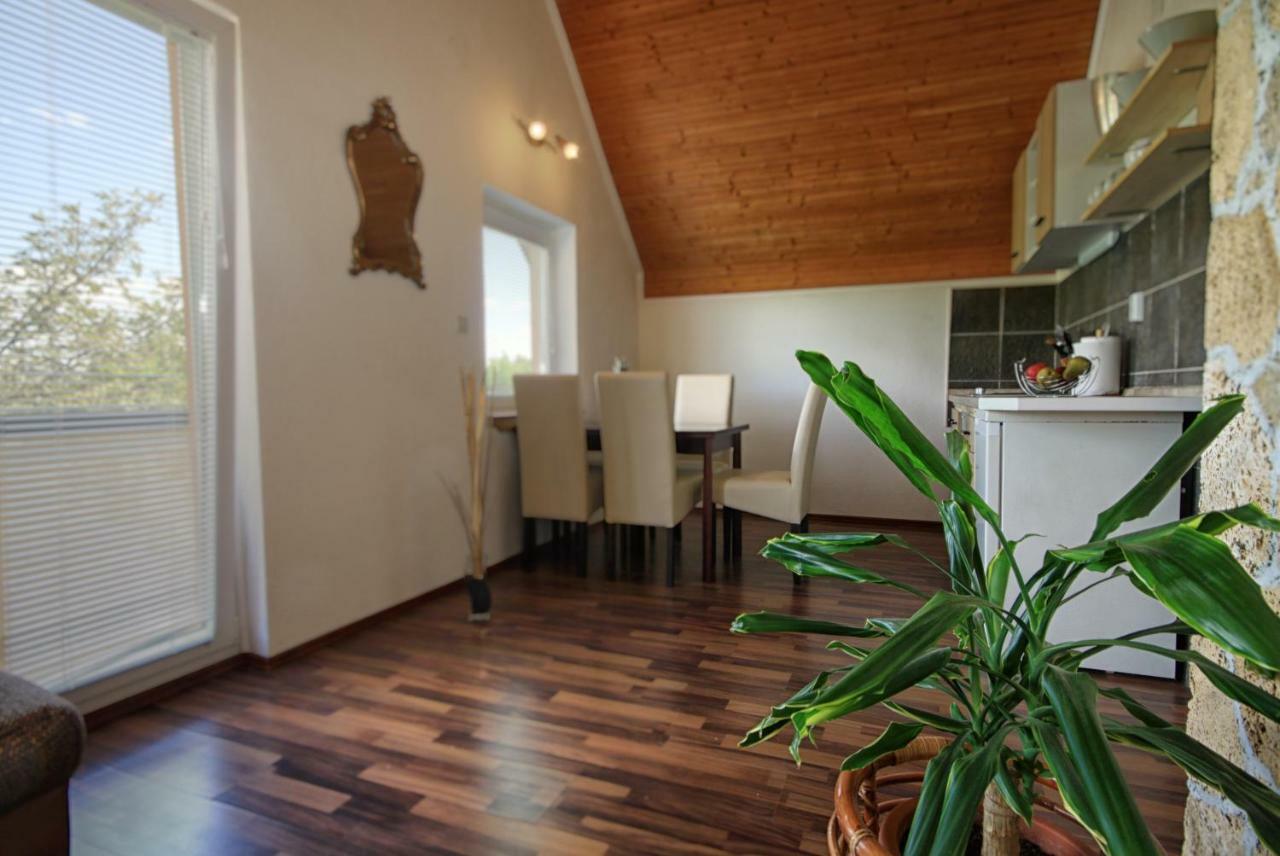 Charly'S Apartment Смолянац Екстериор снимка