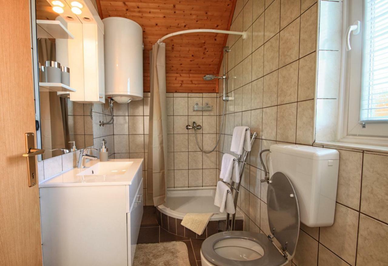 Charly'S Apartment Смолянац Екстериор снимка